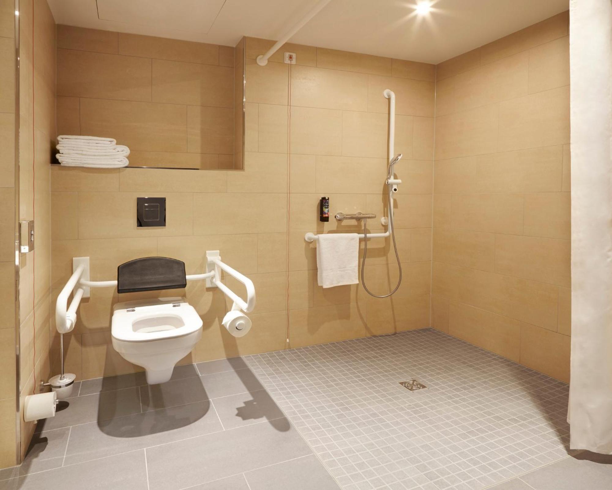 Holiday Inn - The Niu, Air Frankfurt Messe By Ihg Frankfurt am Main Bagian luar foto